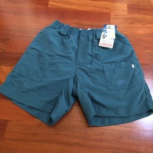 Blue water fishing shorts NWT size 34